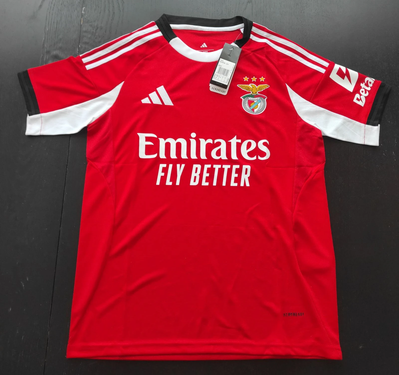 Camisola do Benfica, época 25/26, tamanho XXL 